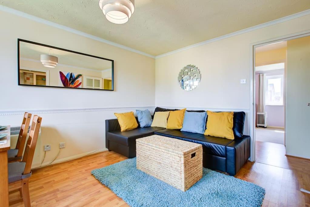 Dalton Plaza Apartment London Exterior photo